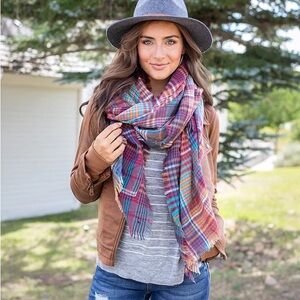 Grace & Lace Pocket Poncho/Scarf in Desert Plaid